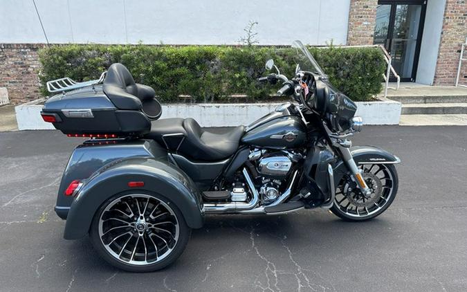 2025 Harley-Davidson Trike FLHTCUTG - Tri Glide Ultra