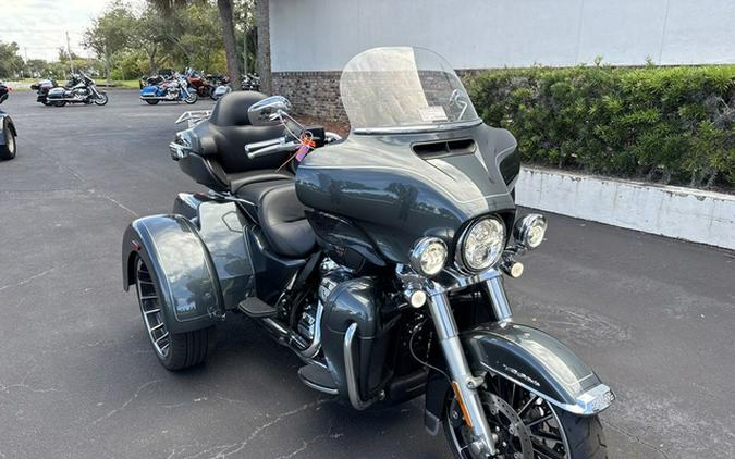 2025 Harley-Davidson Trike FLHTCUTG - Tri Glide Ultra