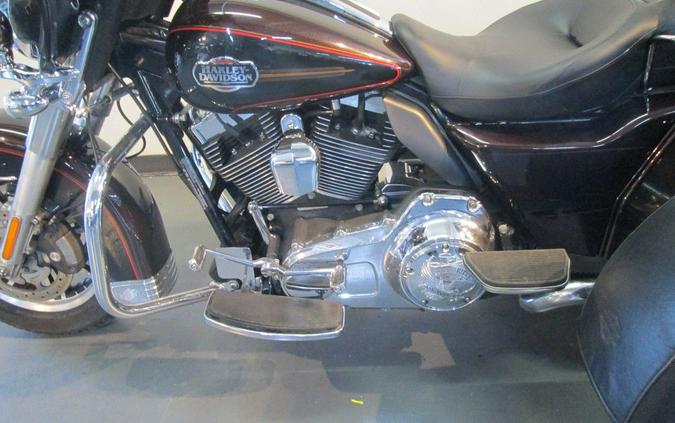 2011 Harley-Davidson® FLHTCUTG - Tri Glide® Ultra Classic®