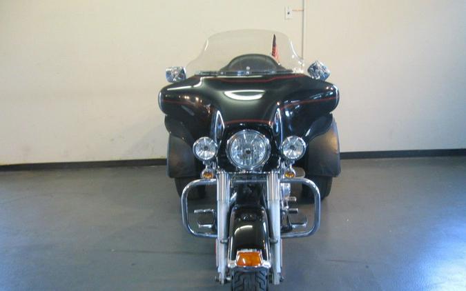 2011 Harley-Davidson® FLHTCUTG - Tri Glide® Ultra Classic®