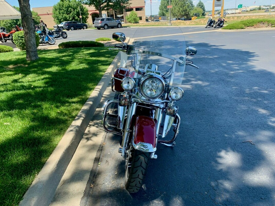 2021 Harley-Davidson Road King Billiard Red