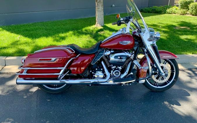 2021 Harley-Davidson Road King Billiard Red