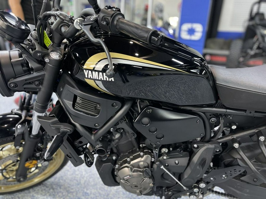 2025 Yamaha XSR700