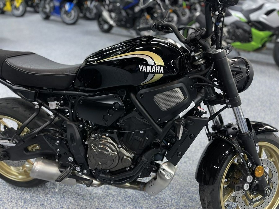 2025 Yamaha XSR700