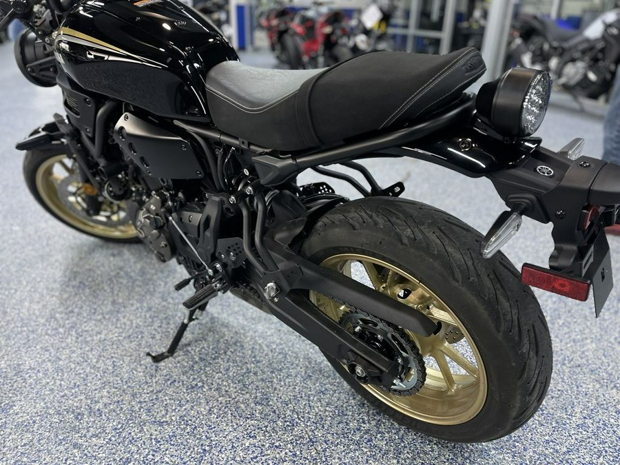 2025 Yamaha XSR700