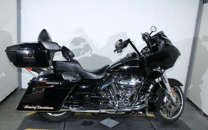 Used 2019 Harley-Davidson Road Glide Grand American Touring FLTRX Motorcycle For Sale In Miami, Florida