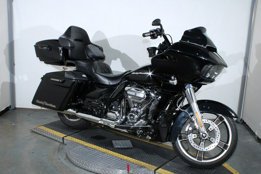 Used 2019 Harley-Davidson Road Glide Grand American Touring FLTRX Motorcycle For Sale In Miami, Florida