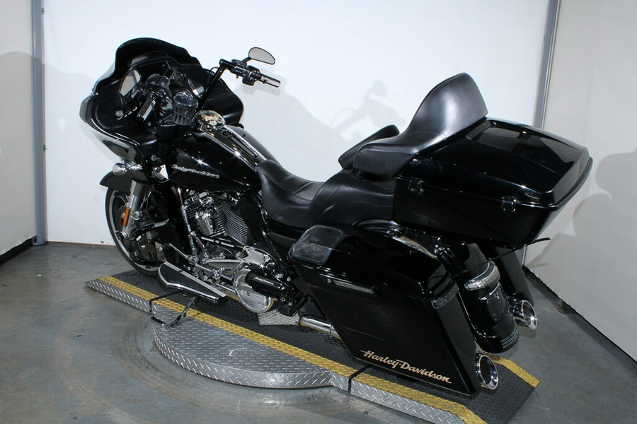 Used 2019 Harley-Davidson Road Glide Grand American Touring FLTRX Motorcycle For Sale In Miami, Florida