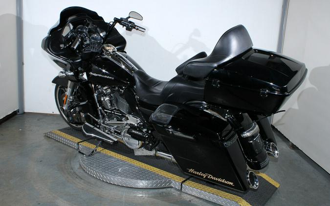 Used 2019 Harley-Davidson Road Glide Grand American Touring FLTRX Motorcycle For Sale In Miami, Florida