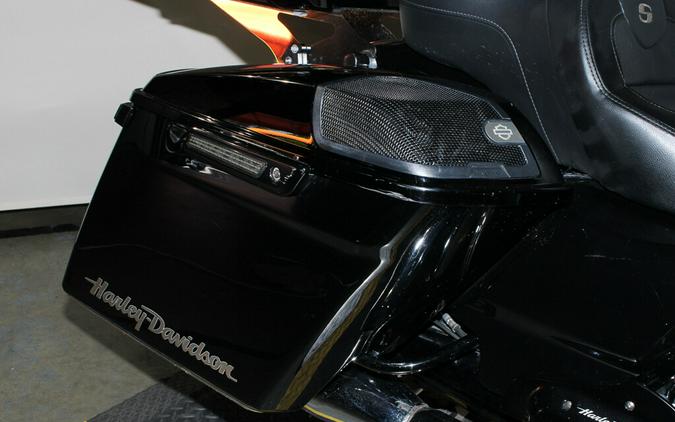 Used 2019 Harley-Davidson Road Glide Grand American Touring FLTRX Motorcycle For Sale In Miami, Florida