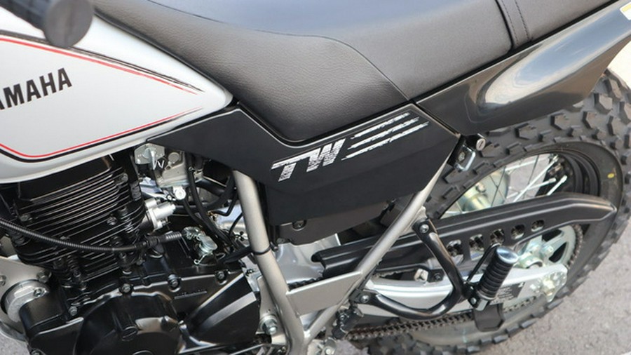 2027 Yamaha TW200