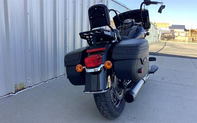 2019 Harley-Davidson Heritage Classic 107