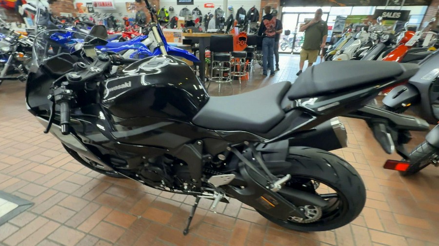 2026 Kawasaki NINJA ZX-6R ABS