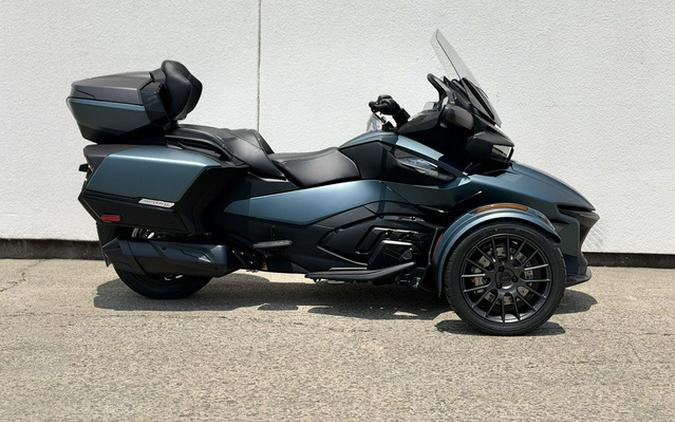 2026 Can-Am Spyder RT Limited Dark