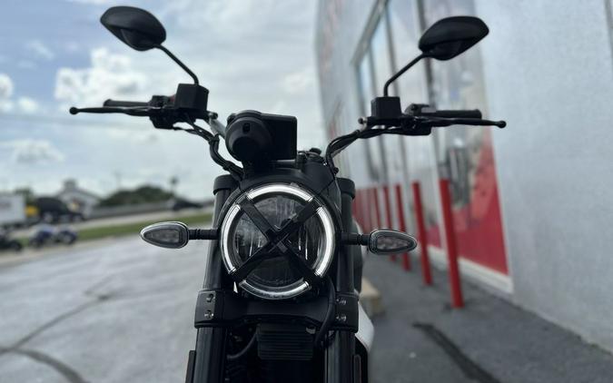 2025 Ducati Scrambler Icon Thrilling Black - 004733