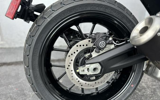 2025 Ducati Scrambler Icon Thrilling Black - 004733
