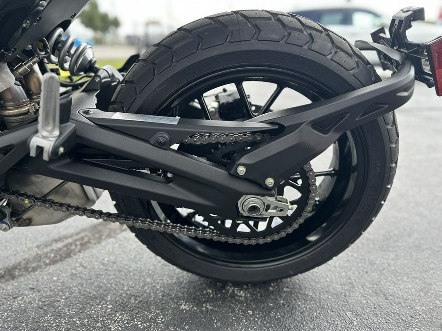 2025 Ducati Scrambler Icon Thrilling Black - 004733