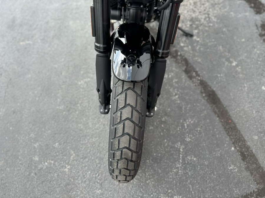 2025 Ducati Scrambler Icon Thrilling Black - 004733