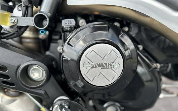 2025 Ducati Scrambler Icon Thrilling Black - 004733