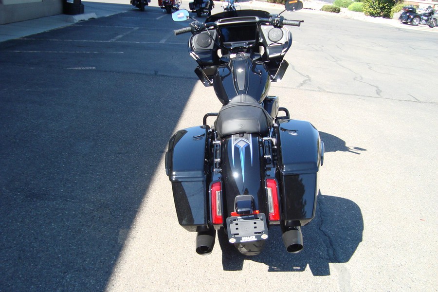 2026 Harley-Davidson® Road Glide® Vivid Black Black Trim