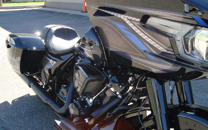 2026 Harley-Davidson® Road Glide® Vivid Black Black Trim