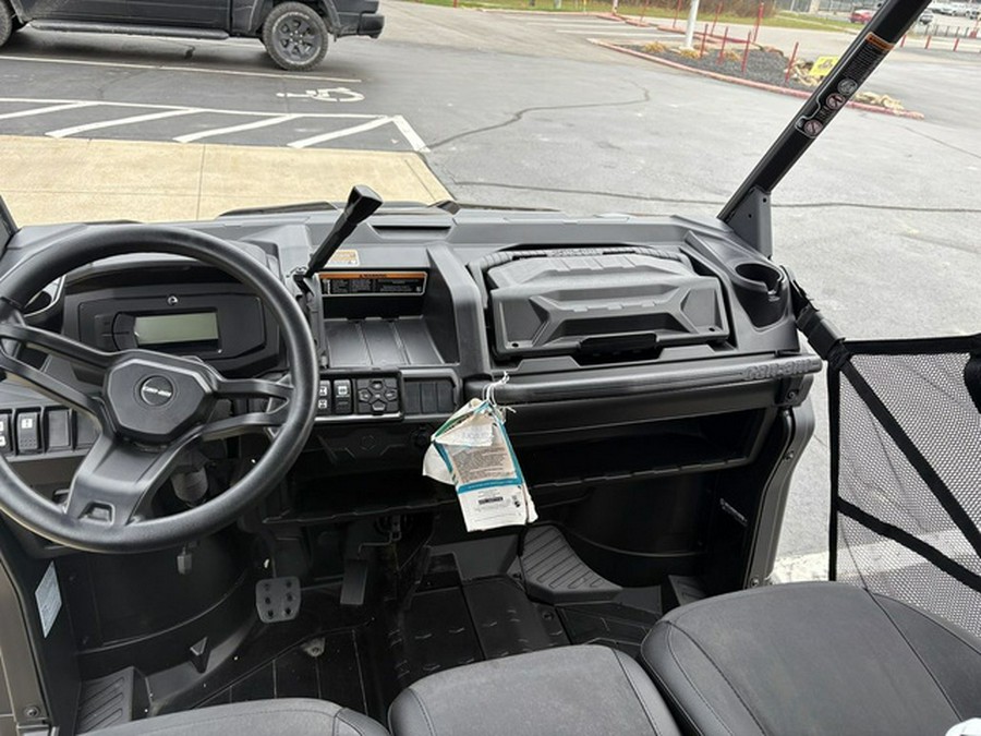 2025 Can-Am Defender MAX XT HD9