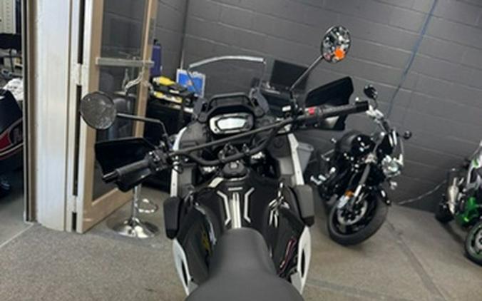 2025 Kawasaki KLR650 Pearl Crystal White/Metallic Carbon Gray