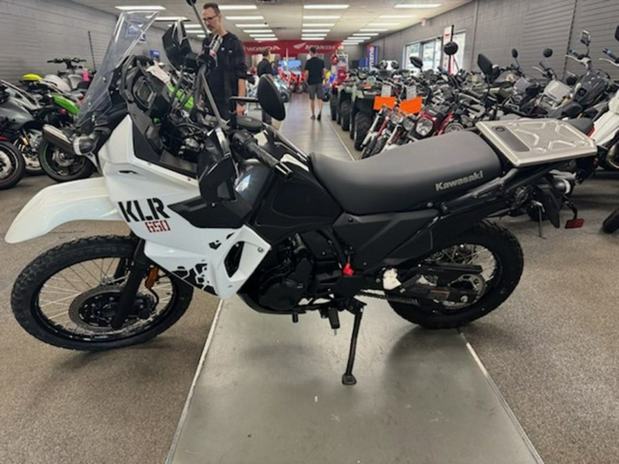 2025 Kawasaki KLR650 Pearl Crystal White/Metallic Carbon Gray
