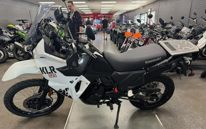 2025 Kawasaki KLR650 Pearl Crystal White/Metallic Carbon Gray