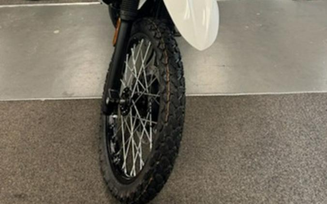 2025 Kawasaki KLR650 Pearl Crystal White/Metallic Carbon Gray