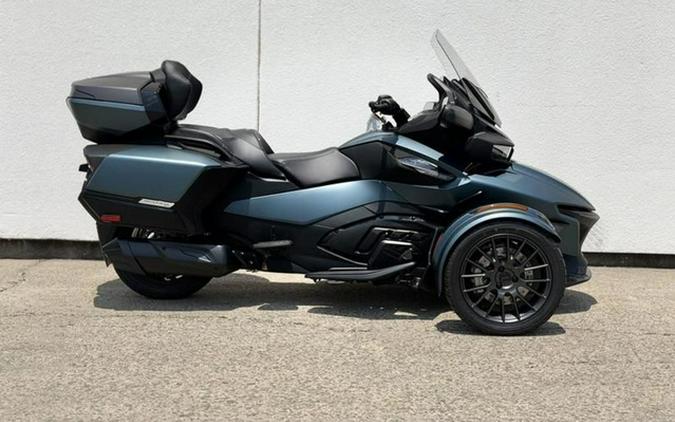 2026 Can-Am Spyder RT Limited Dark
