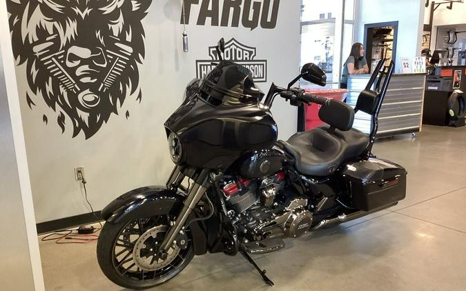 2022 Harley-Davidson® FLHXSE - CVO™ Street Glide®