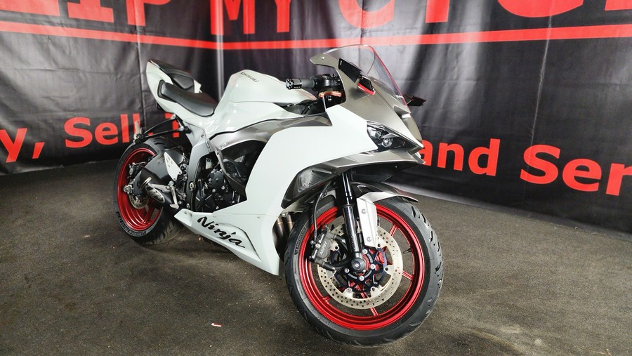 2024 KAWASAKI NINJA ZX-6R (NON-ABS) - F002192