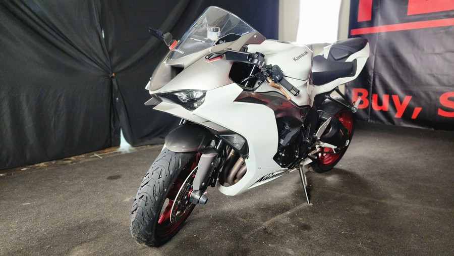 2024 KAWASAKI NINJA ZX-6R (NON-ABS) - F002192