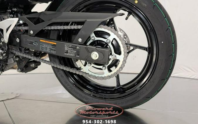 2026 Kawasaki Ninja 500 Metallic Flat Spark Black