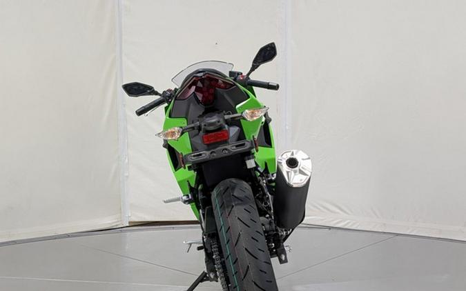 2026 Kawasaki Ninja 500 Metallic Flat Spark Black