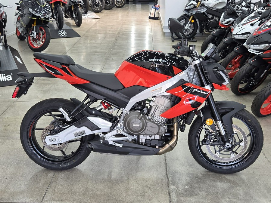 2026 Aprilia Tuono 457