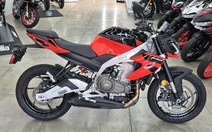 2026 Aprilia Tuono 457