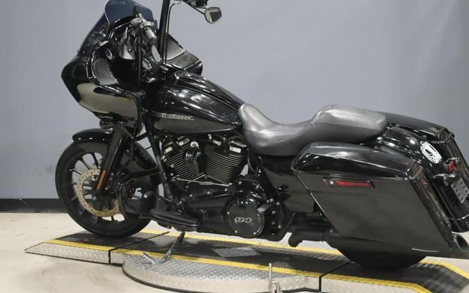 2019 Harley-Davidson Road Glide Vivid Black