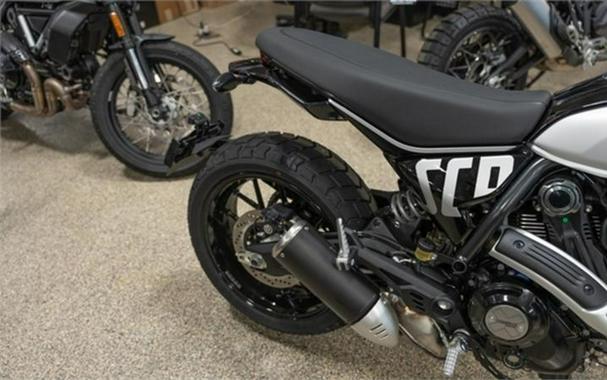 2024 Ducati Scrambler Icon (2G) Black