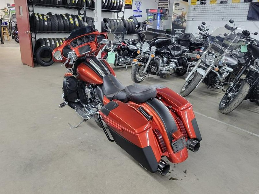 2018 Harley-Davidson® FLHXSE - CVO™ Street Glide®