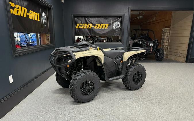 2025 Can-Am Outlander PRO XU HD7