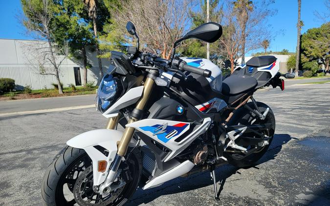 2024 BMW S 1000 R