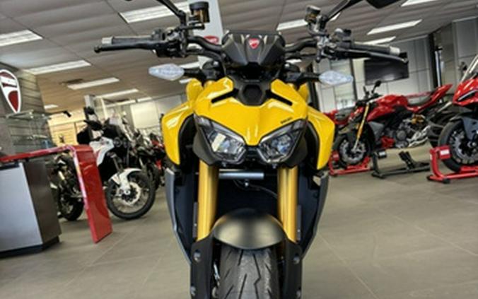 2026 Ducati Streetfighter V2 S Ducati Yellow