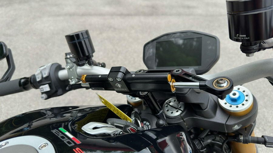 2021 Ducati Monster1200s