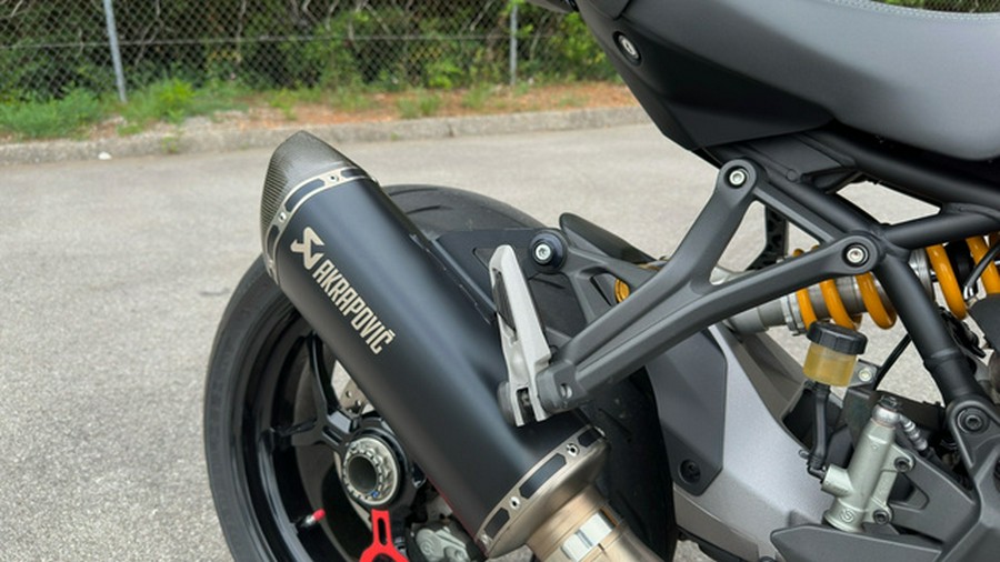 2021 Ducati Monster1200s