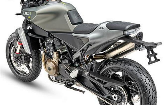 2027 Husqvarna Svartpilen 801 SE