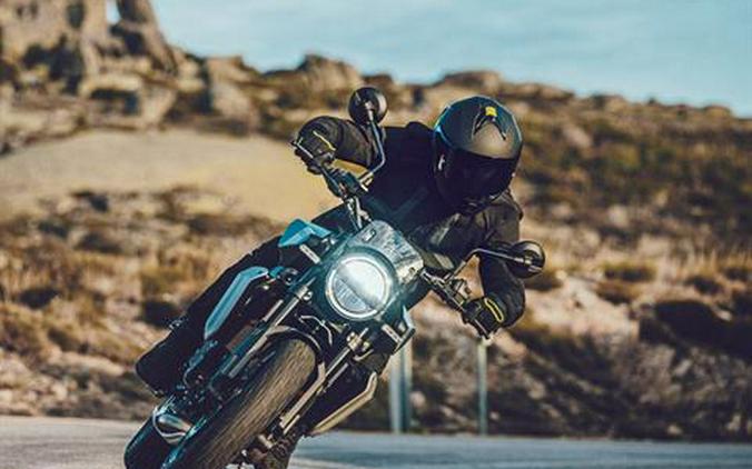 2027 Husqvarna Svartpilen 801 SE