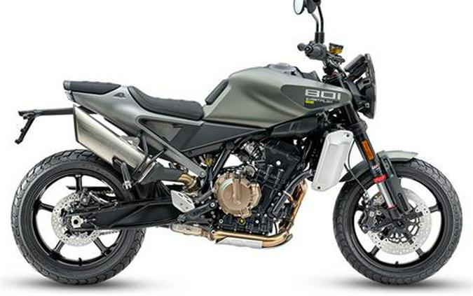 2027 Husqvarna Svartpilen 801 SE