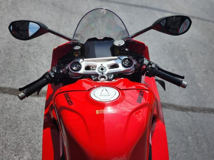 2024 Ducati Panigale V4 Red